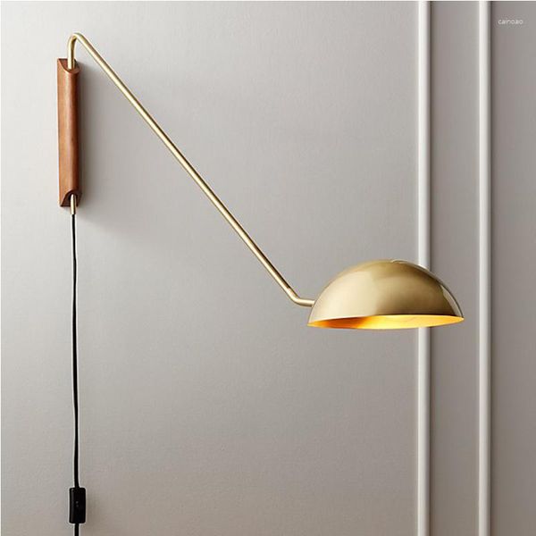 Настенная лампа постмодернистская минималистская кованая железа Дизайнер дизайнер гостиной