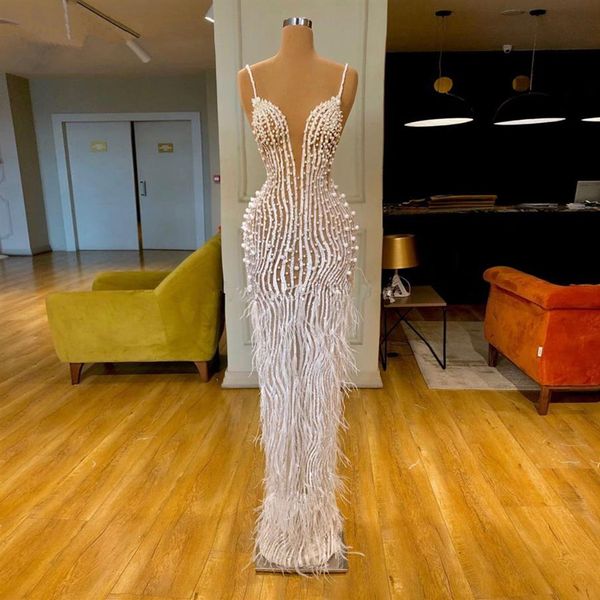 Pérolas Frisado Vestido de Baile Alças Espaguete Vestidos de Celebridades Pena Dubai Árabe Vestidos de Noite Mulher Festa Noite Robe De Soiree260p