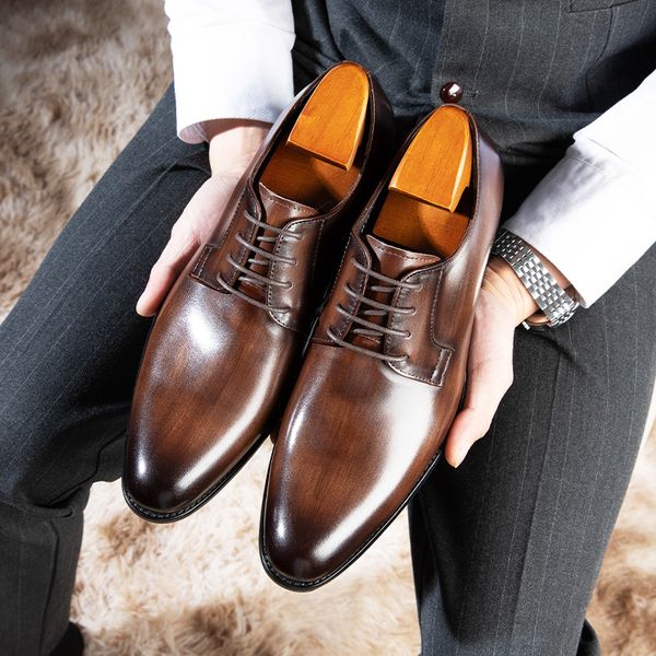 Scarpe eleganti oxford italiane per uomo Luxury Genuine Leather New Style Designer Handmade Brand Men Wedding Social Business Shoes