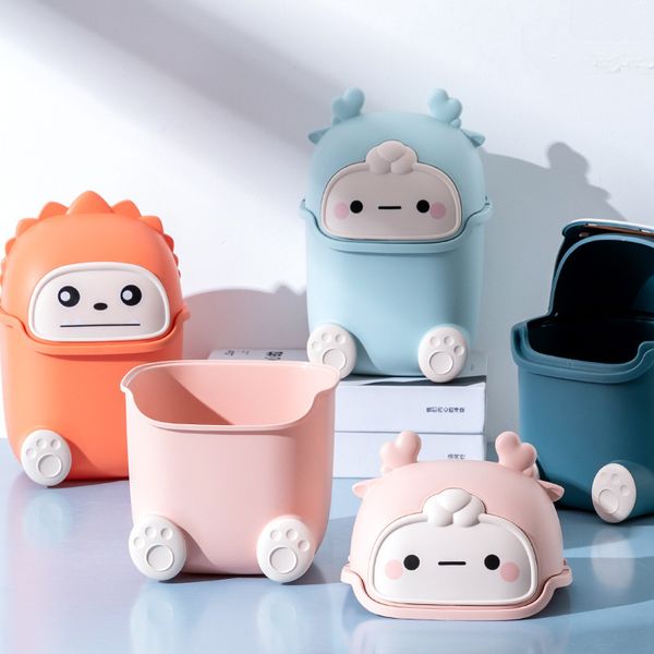 Latas de lixo Kawaii Mini lixeira de mesa Lixeira de escritório em casa Desenho animado Lixeira fofa para casa Decoração de quarto de crianças 230721