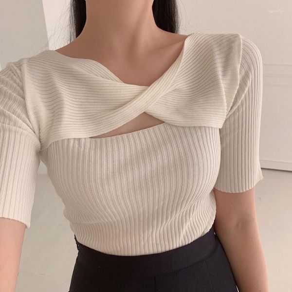Maglioni da donna Corea Chic Summer Nicchia Hollow Bow Two Wear Thread Pit Strip T-shirt maglione a maniche corte