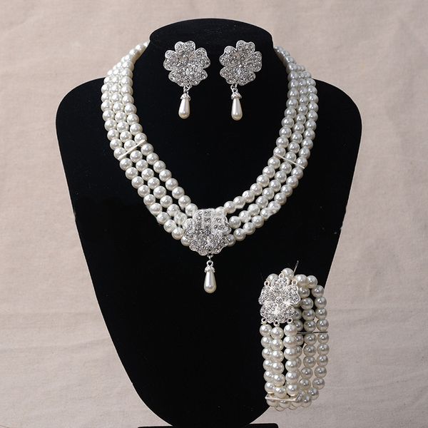 Accessori per collana da ballo Set di accessori per bigiotteria Collana di perle Bracciale per orecchino Accessorio per costumi da donna