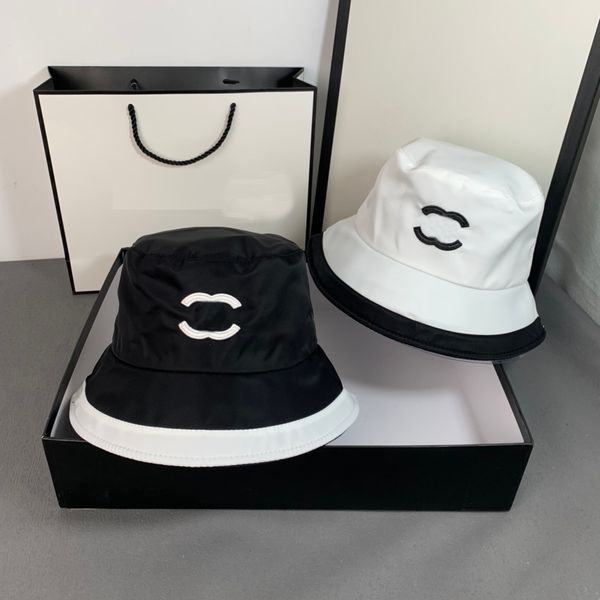 Designer di lusso di marca doppia lettera C berretto di peluche cappelli da baseball moda uomo donna cappello da cowboy autunno inverno artigianale uomo classico parasole cucito berretti da baseball 2 colori