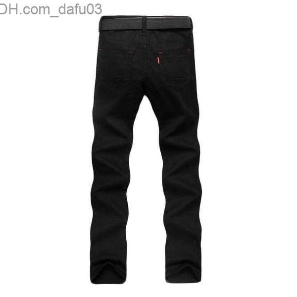 Jeans da uomo Jeans da uomo all'ingrosso-quattro stagioni Pantaloni dritti sottili Pantaloni da uomo in jeans di colore nero Z230721