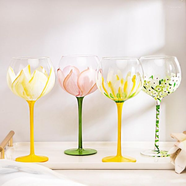 Bicchieri da vino Fiori dipinti a mano creativi Coppa rossa Calice di cristallo colorato Calice medievale Home Bar Set Regalo di nozze per feste