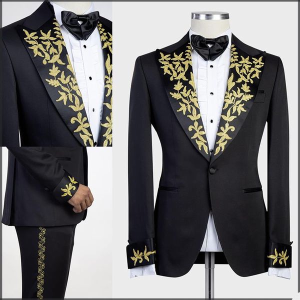 Smoking da uomo nero con applicazioni in oro, giacca da sposo slim fit da sposa, abiti da cerimonia, pantaloni da ballo, giacca da cappotto 2 pezzi1743