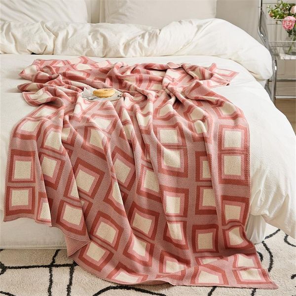 Coperte Coperta lavorata a maglia in polvere Four Seasons Universal Sofa Bed End Room Scialle Home Living Office Nap