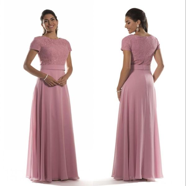 Vestidos de dama de honra longos e modestos rosa empoeirado com mangas curtas corpete de renda de joia chiffon vestidos formais para damas de honra Custo331Q