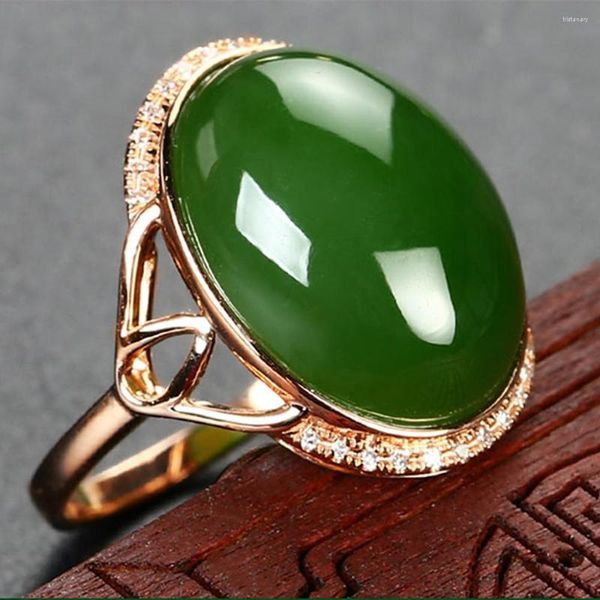 Cluster Anéis Vintage Oval Verde Jade Esmeralda Pedras Preciosas Diamantes Para Mulheres 18k Ouro Rosa Cheio de Jóias Finas Bijoux Presentes de Festa de Aniversário