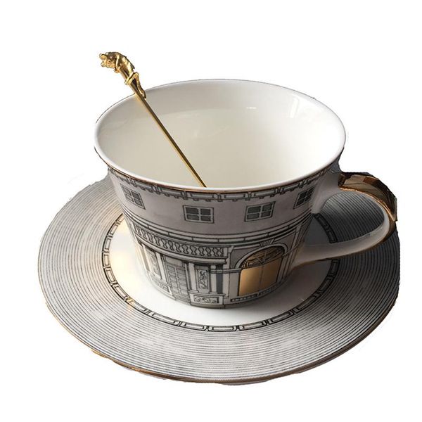 Tazza da caffè in oro retrò con piattino decorativo Bone China Classic Wind Coffee Cup Nuovo arrivo Home Decoration329Q