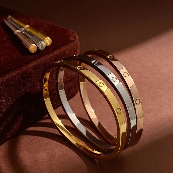 Bracciale Gold Bracciale Gioielli per donne larghe 6 mm con braccialetti di diamanti Couple Blangle classic Fashion Jewels for San Valentino