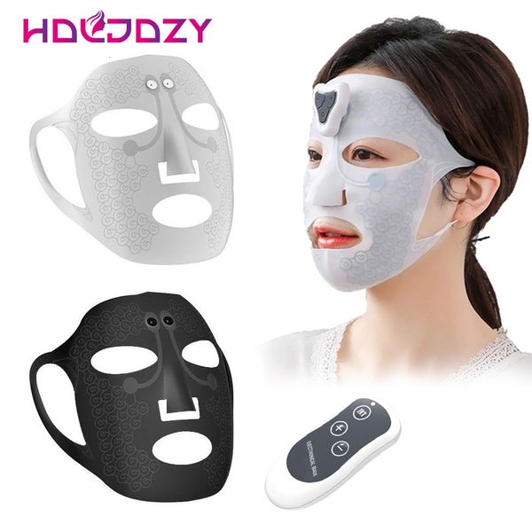 Massaggiatore facciale Maschera elettrica EMS Maschere riutilizzabili in silicone Lift Maschere antirughe Rafforzamento della pelle Ringiovanimento Cura Strumenti per dispositivi di bellezza 230720