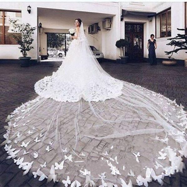 Veli da sposa cattedrale a 2 livelli Appliques a farfalla 3D Veli per pettine da sposa Cattedrale d'avorio Applicazioni in pizzo a due livelli con pettine310j