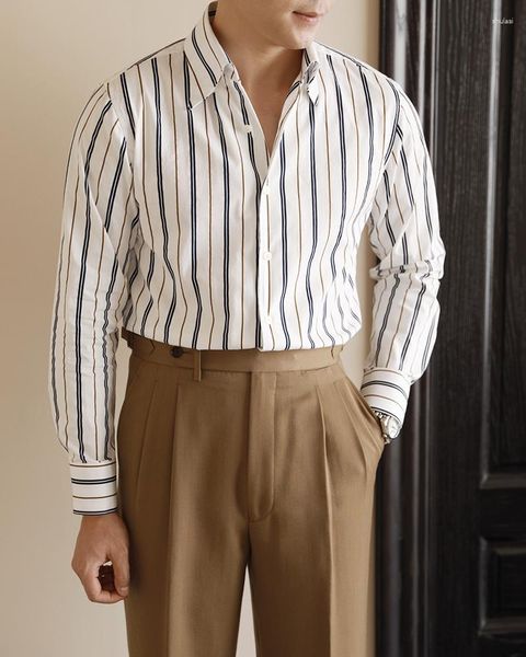 Camicie eleganti da uomo 2023 Primavera Autunno Uomo Slim Fit a righe Mens manica lunga Business Casual maschile Abbigliamento formale camicette P270