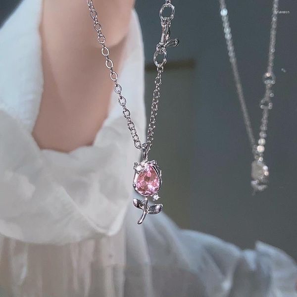 Подвесные ожерелья мода Tulip Цветочный колье для женщин для женщин сладкая элегантная свадебная вечеринка Цепочка хрустальная кисточка