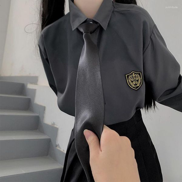 Damenblusen 2023 Mode Adrette Stickerei Grau Schulkleidung Schickes japanisches Kawaii-Shirt Damen Langarmbluse mit Krawatte Herbst