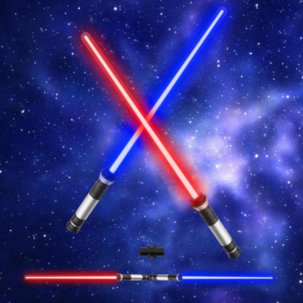 LED Light Sticks 2PCS Lampeggiante Lightsaber Laser Double Sword Light Saber Kpop Lightstick Cosplay Toys Sound And Light Per Ragazzi Ragazze Regalo 230720