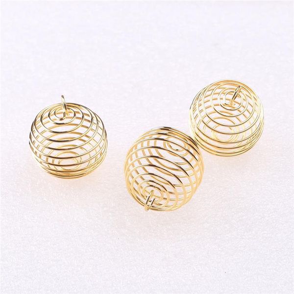 100Pcs DIY Gold Spiral Bead Gaiolas Pingentes Descobertas de Joias Componentes de Joias Feitos à Mão Amuletos 15X14MM 25X20MM 30X25MM271H