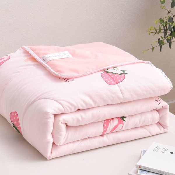 Set di biancheria da letto Trapunta trapunta sottile carina con pizzo floreale Bambini di alta qualità Re Animali Frutta Copriletto Coperte da letto patchwork per adulti 230721