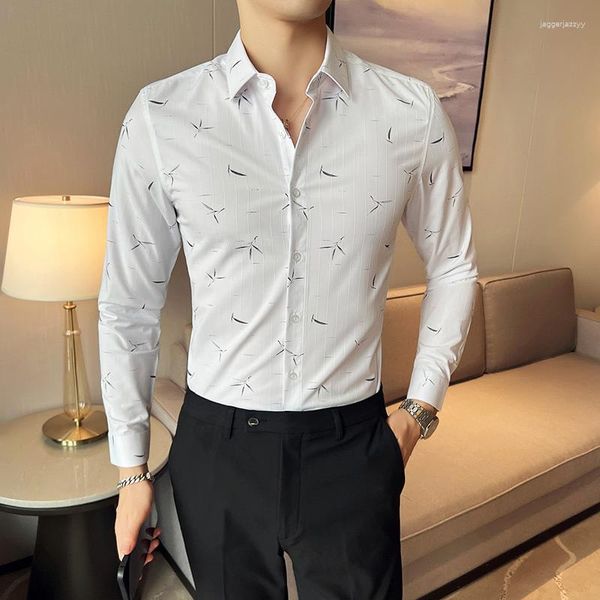 Camicie casual da uomo 2023 Fashion Gentleman Senior Sense Versione coreana Trend Slim Personality Leisure Camicia a fiori bella professionale