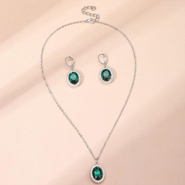 Halskette Ohrringe Set Oval Jade Temperament Damen Schmuck Vintage Eleganter Stil Großhandel