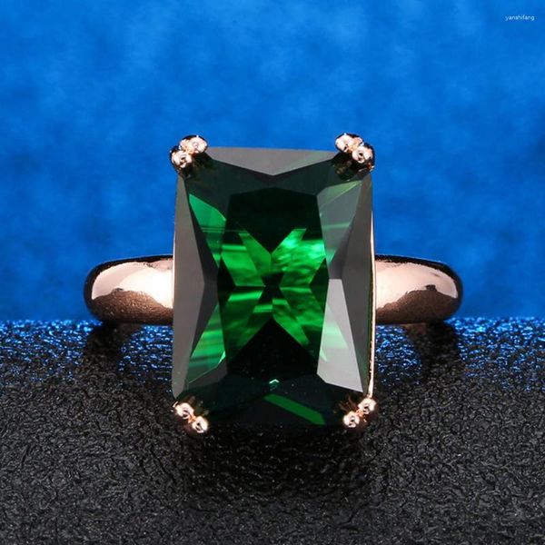 Cluster Rings Luxo Emerald Gemstones Ring For Women Green Crystal Jewelry Rose Gold Color Acessório Noivado Aniversário Presente de Natal