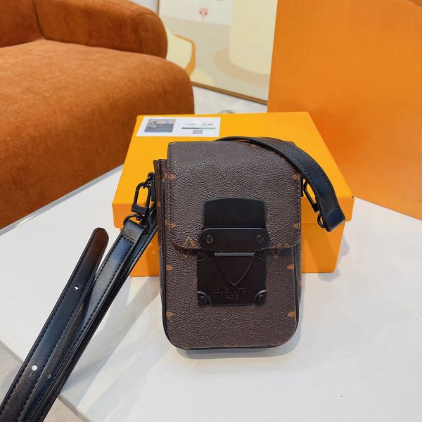 Moda lüks bayanlar mini kayış omuz çantası tasarımcısı marka kadın erkek messenger crossbody cep telefonu cep cüzdan çantası