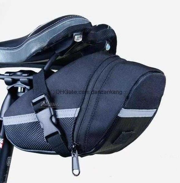 Fahrrad Mountainbike Sattelrohr Rücksitztasche Heckpaket Kissensatz Reiten Packtaschen Radfahren Telefon Werkzeuge Taschen Outdoor-Ausrüstung