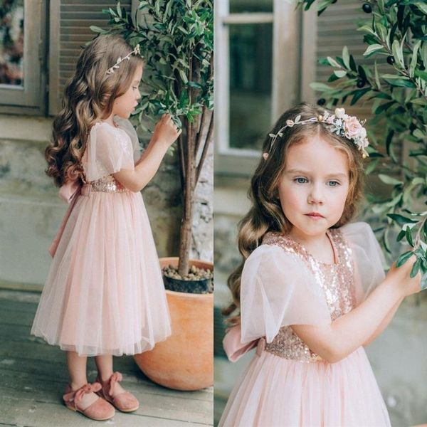 Carino Blush Pink Flower Girl Abiti Sparkly Tea-Lunghezza Festa di compleanno Abito da spettacolo Paillettes Abito da sposa formale180Z