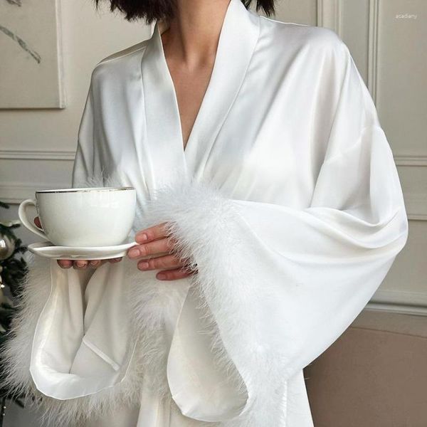 Roupa de dormir feminina longa túnica branca de seda Roupão de banho feminino Feather Peignoir Kimono cetim Femme Roupão de banho Nuisette Bata De Seda Para Mujer