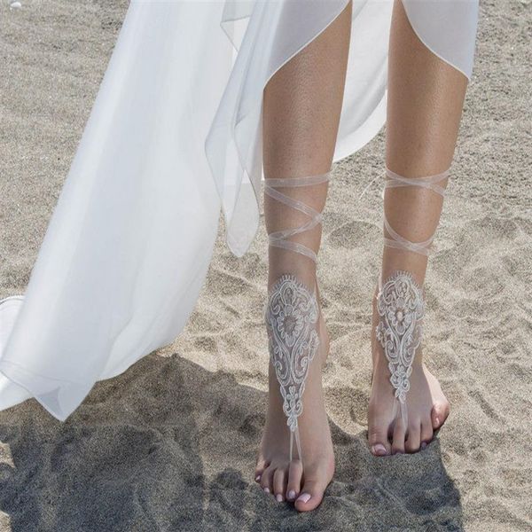 Splendide scarpe da sposa da spiaggia Scarpe da donna con applicazioni in pizzo Accessori da sposa 2019 Scarpe da sposa aperte per l'estate2246