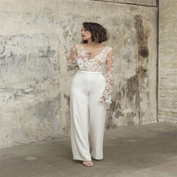 2022 Tute Abiti da sposa da spiaggia Abiti da sposa Sexy Illusion Top Pizzo maniche lunghe Abito da ricevimento sposa Guaina Boho Donna Pant261Q