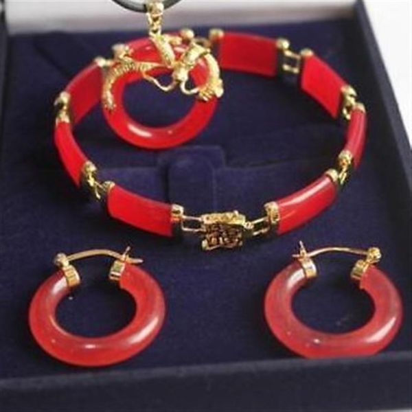 Whole Cheap Natural 18kgp rotes Jade-Armband-Anhänger-Ohrring-Set299N