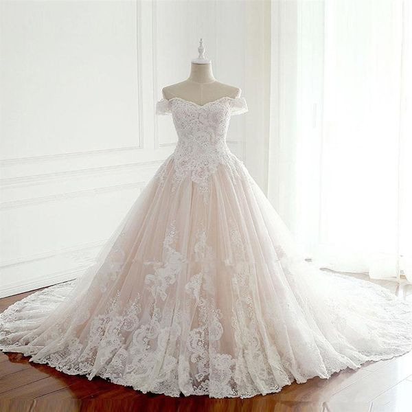 Nuovi abiti da sposa principessa 2021 Turchia Appliques bianche Raso rosa all'interno Abiti da sposa eleganti Taglie forti278N