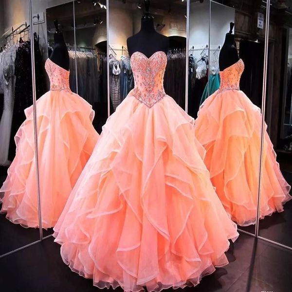 Korallenrote Quinceanera-Kleider mit Herzausschnitt, Maskerade-Ballkleid, Kristall-Perlen-Korsett, Organza-Rüschen, bodenlang, lang, für den süßen 16-Abschlussball G223I