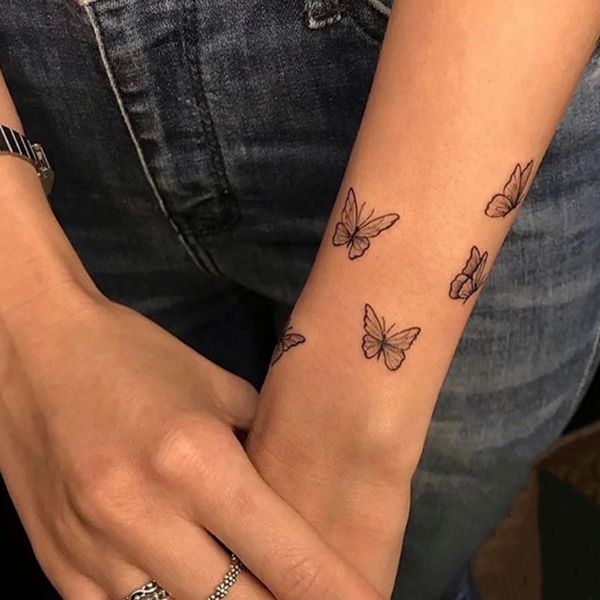 Adesivo de tatuagem temporária à prova d'água pequena borboleta arte corporal tatuagem falsa tatuagem em flash clavícula feminina