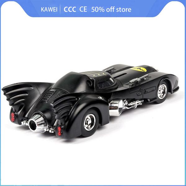 Brinquedos de transformação Robôs Filme Clássico Carro Batmóvel Bat Carro Esportivo Alloy Modelo Diecasts Toy Metal Car Collection Sound Light Toys For Children Gifts 230721