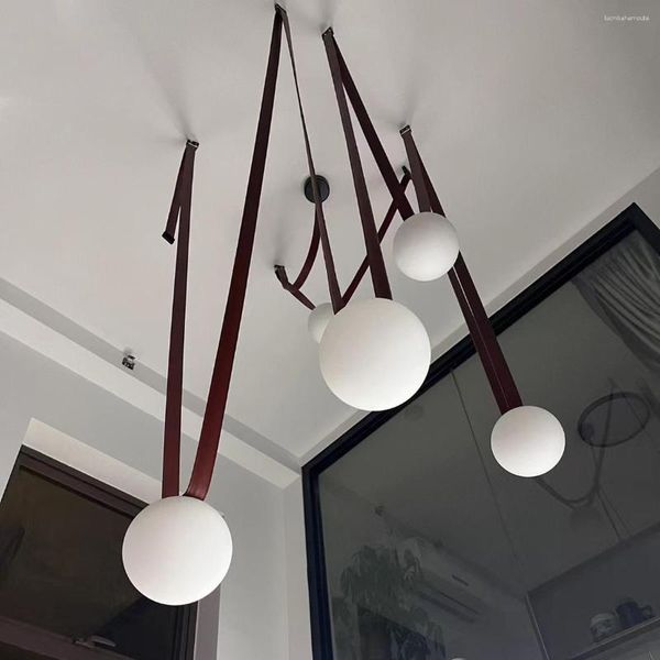 Lampadari Modern Minimalist Light Luxury LED Lampadario 2023 Sospensione Home Decor Appliance Designer indipendente Cintura Lustri