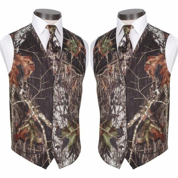 2020 Custom Made Modest Camo Groom Gilet Gilet da sposa rustico Tronco d'albero Foglie Primavera Camouflage Slim Fit Gilet da uomo 2 Piece303n