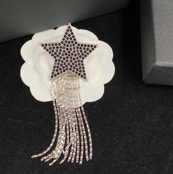 Designer Brosche für Männer Frauen Mode Quaste Kette Stern Anhänger Diamant Broschen Anzug Pin Kleidung Schmuck mit Box