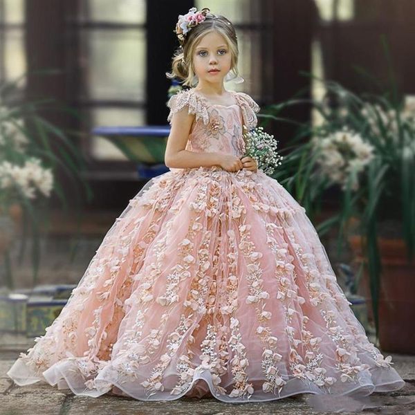 Sevimli Pembe Dantel 2019 Çiçek Kızlar Elbise Mücevher Boyun Boncuklu 3D Çiçek Altayda Toddler Pageant Elbise Korse Geri Kids Balo Gowns232n