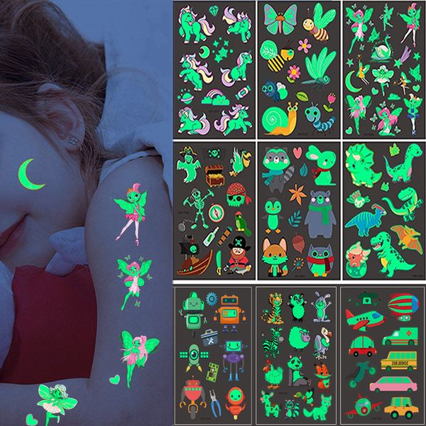 Aydınlık Gece Geçici Dövme Sticker Çocuklar Unicorn Yıldızlar Dinozor Araba Karikatür Su Geçirmez Vücut Sanat Çocuk Sahte Tatoo