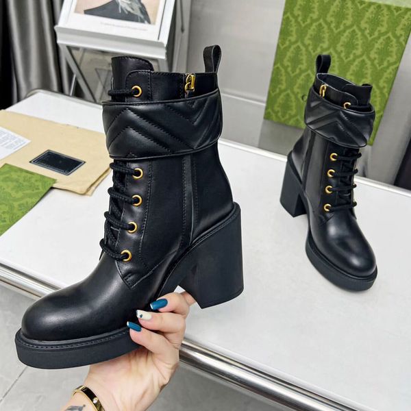 Primavera e Outono Moda Feminina Botas Curtas Motocicleta Martin Boot Bonita Designer Confortável Botas de Trabalho na Neve