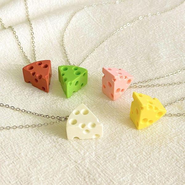 Girocollo Collana a forma di formaggio in resina colorata semplice per donne Ragazze Regalo di amicizia Gioielli di moda per le vacanze Aceesories AN019