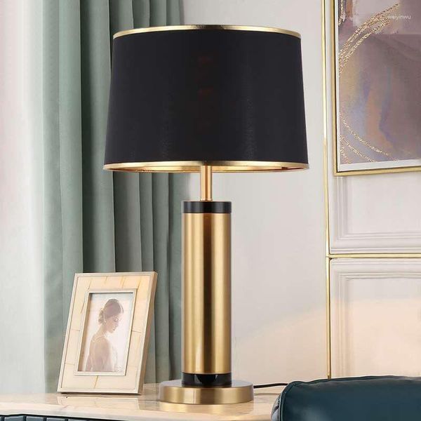 Lampade da tavolo TEMAR Lampada contemporanea in oro nero LED Lampada da comodino semplice vintage creativa per la camera da letto del soggiorno di casa