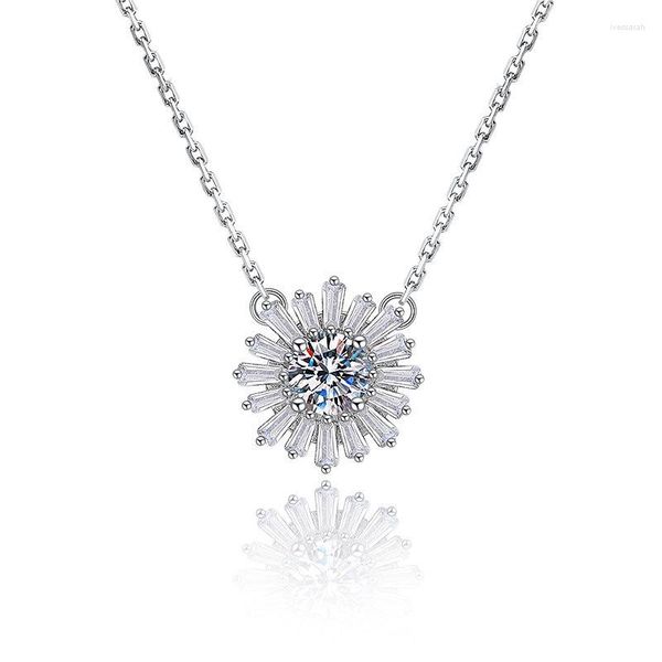 Ketten S925 Sterling Silber Schneeflocke Halskette Weibliche China-Chic Kleine Gänseblümchen Set Diamant Anhänger Tiktok Gleiche 50 Cent Sonnenblumen Kette