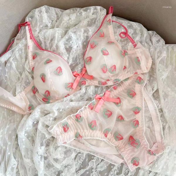 Conjuntos de sutiãs roupas íntimas fofos doces bordados lingerie morango conjunto de sutiã sexy levemente transparente sutiã de verão