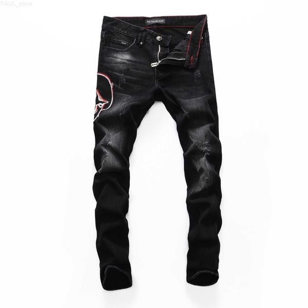 Herren Pink Paradise Classic Fashion Man Rock Moto Herren Casual Design zerrissener dünner Denim -Biker -Jeans Black 157490 L231123 Philipplies in Pinn G7SX