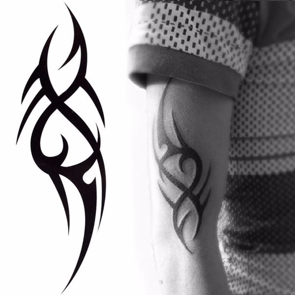 Elegante 3D New Man's Mezza manica Braccio Temporaneo Totem Tatuaggio Adesivi Body Art Tatuaggi Strumenti di bellezza per ragazzi