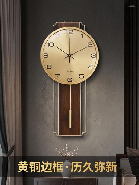 Wanduhren Chinesischer Kalender Licht Luxus Moderne einfache Uhr Reines Kupfer Dekoration Pendel